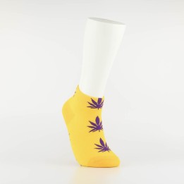 Kojinės vyrams itin trumpos "Weed" (geltona/violetinė)
